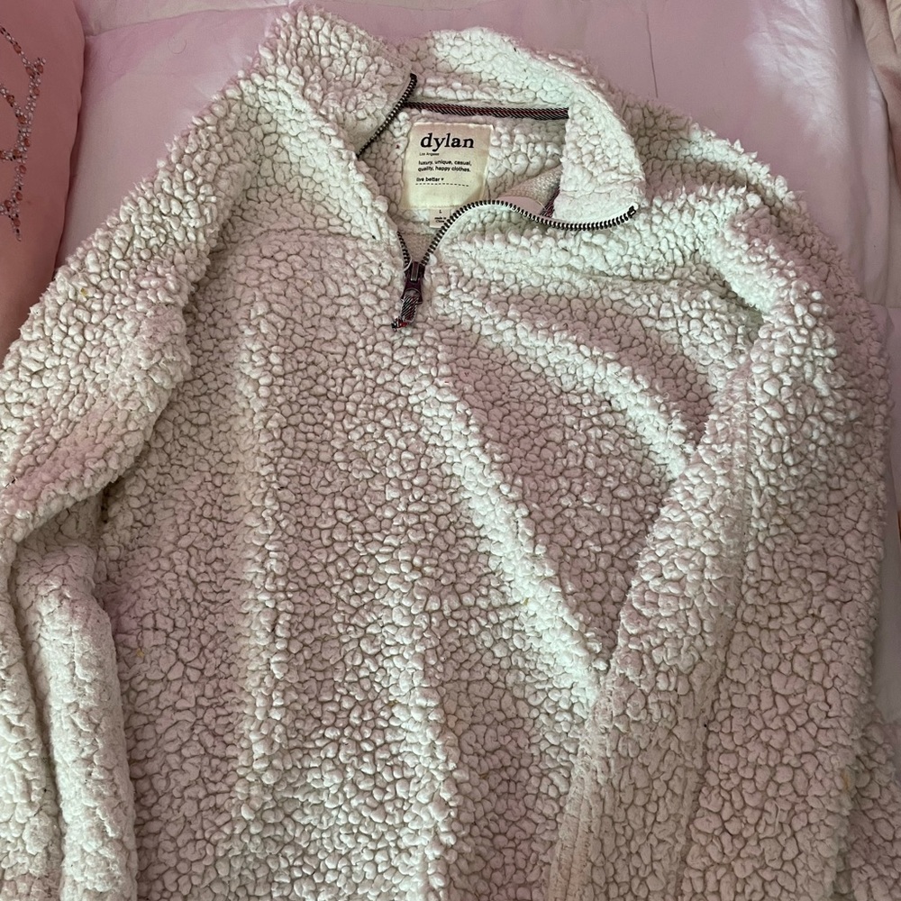 Fuzzy Dylan pullover!